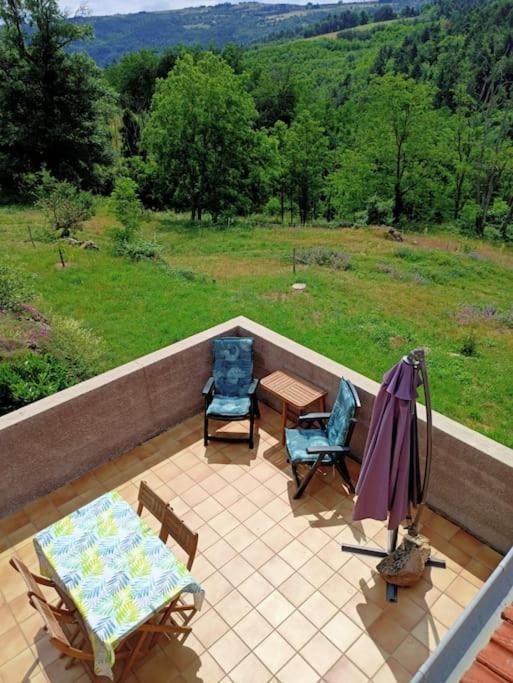 Ecrin De Verdure En Ardeche Verte Colombier-le-Vieux Екстер'єр фото